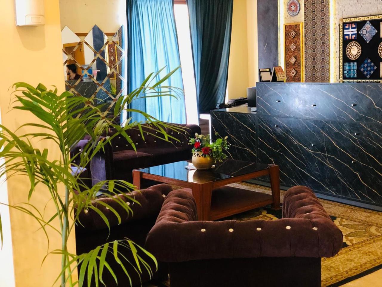 Blue Moon Residency Jinnah Super Islamabad Eksteriør billede
