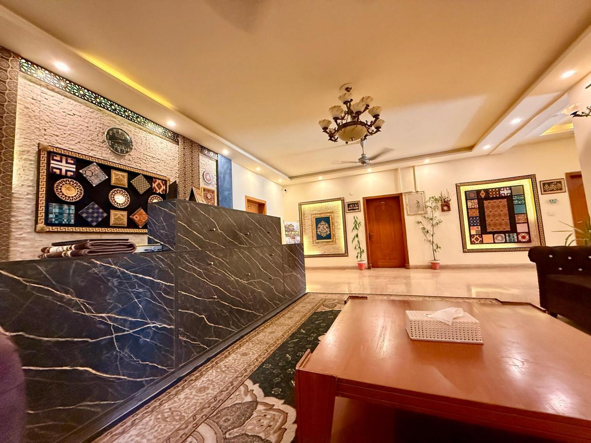 Blue Moon Residency Jinnah Super Islamabad Eksteriør billede